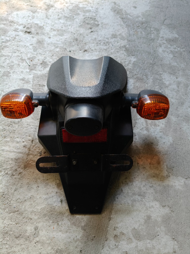 КРІПЛЕННЯ НОМЕРА KAWASAKI 35019-0007+ ПОВОРОТНИКИ 