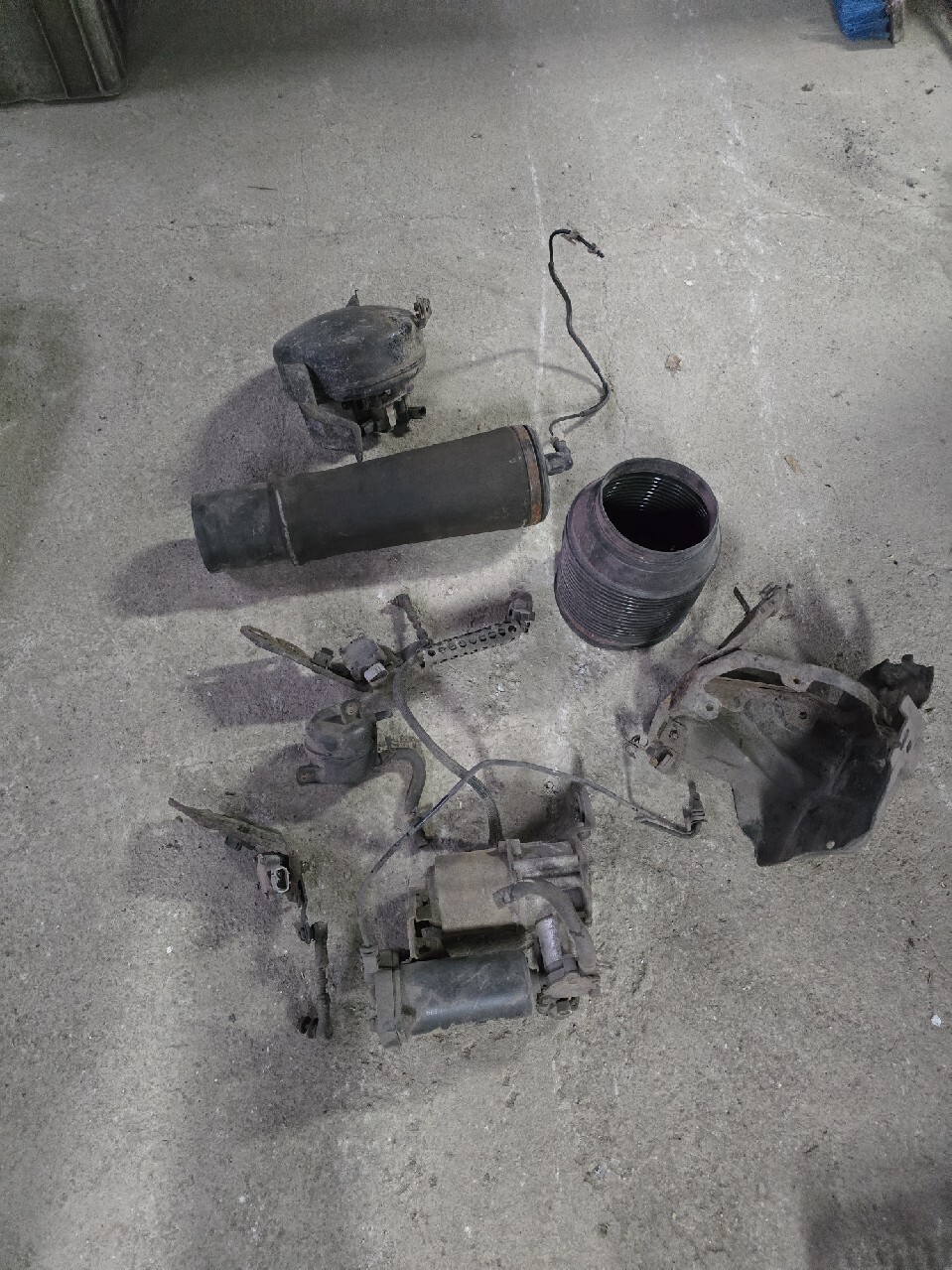 Zawieszenie pneumatyczne Toyota Land Cruiser 120 | Szczepanów | Kup ...