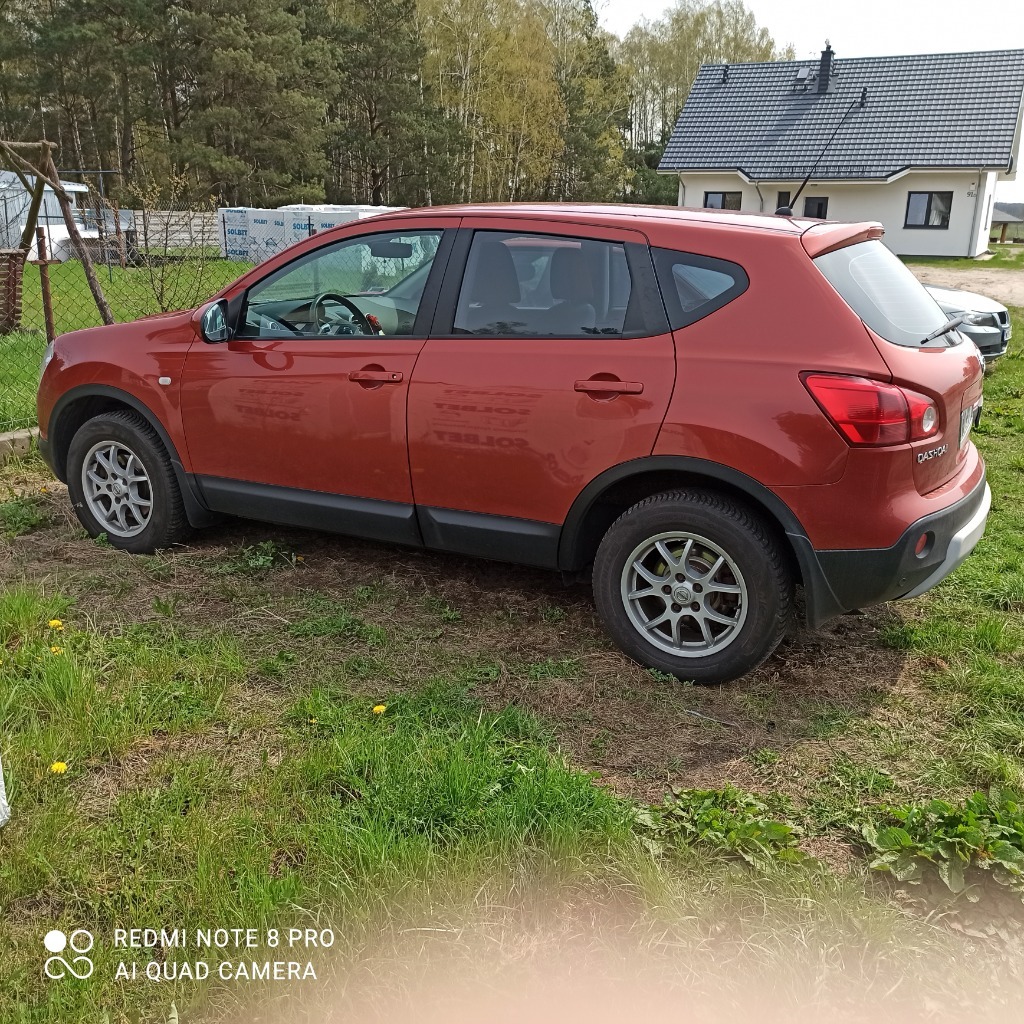 Nissan Qashqai 2.0 benzyna + gaz 4x4 Cena 21000,00 zł