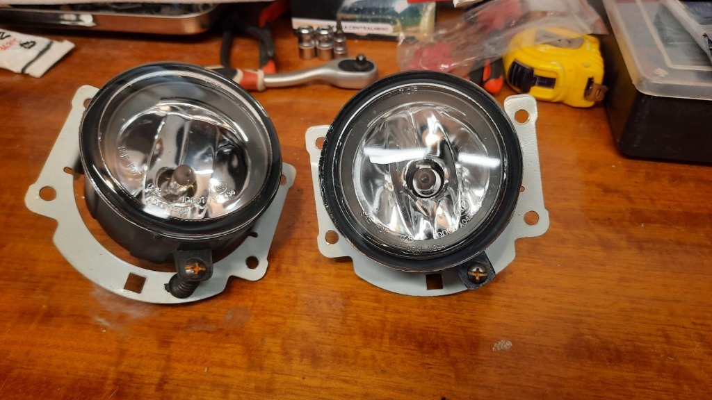 Outlander III 2.0 Phev 2014 Lampy Przeciwmgielne K | Bytom | Kup teraz ...