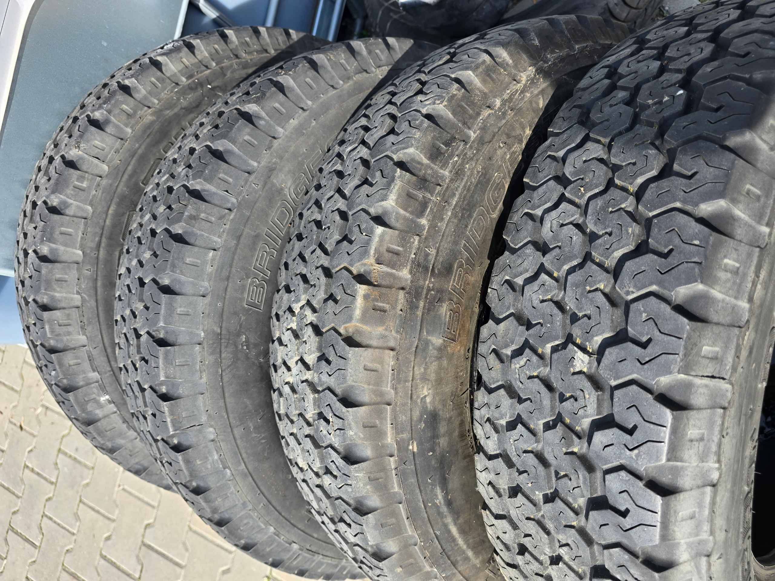 4 ШИНИ TERENOWE BRIGDESTONE DESERT DUELER 205R16 104S 