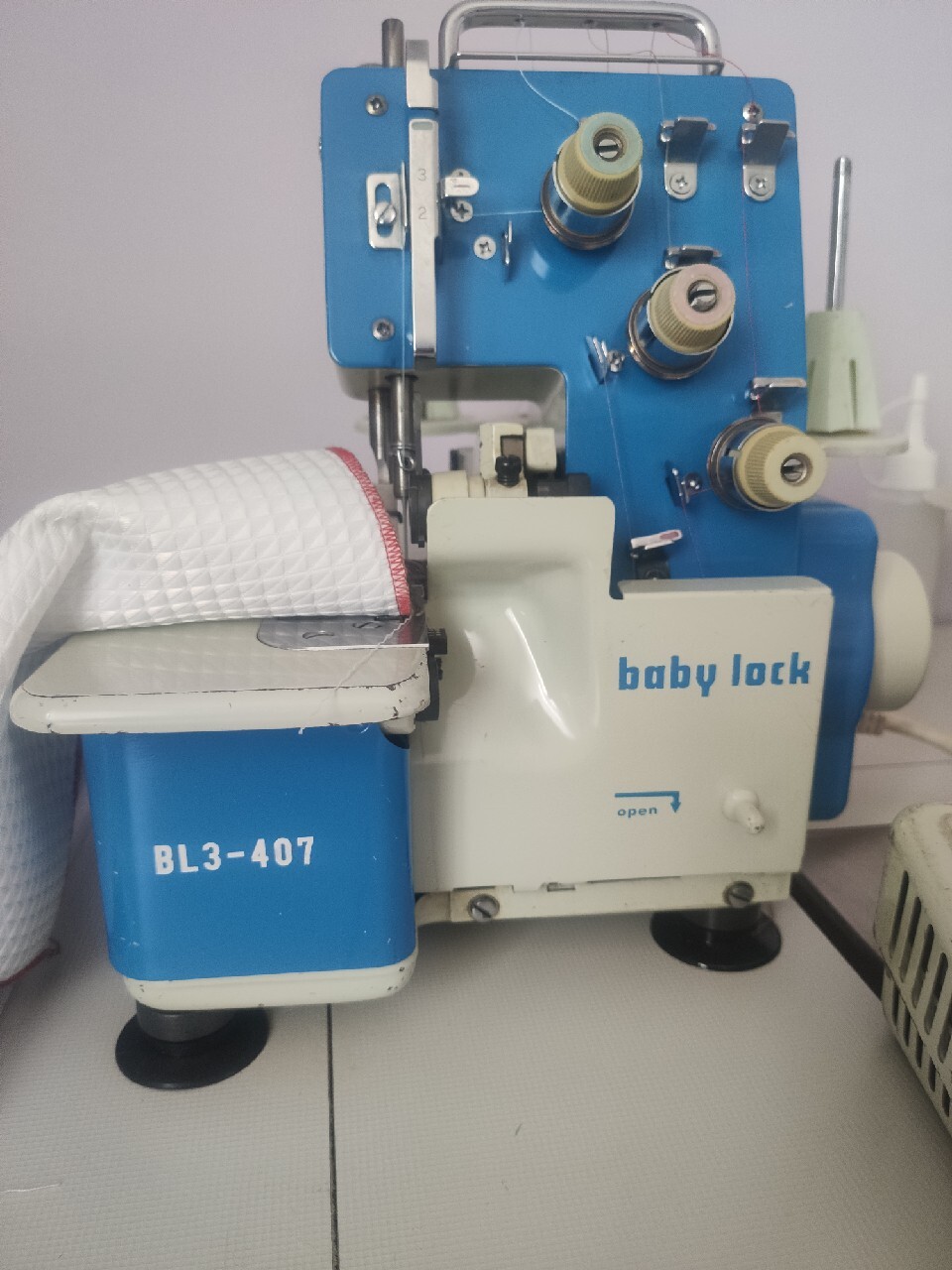Maszyna overlock BABY LOCK BL3407 Bieruń Kup teraz na Allegro Lokalnie