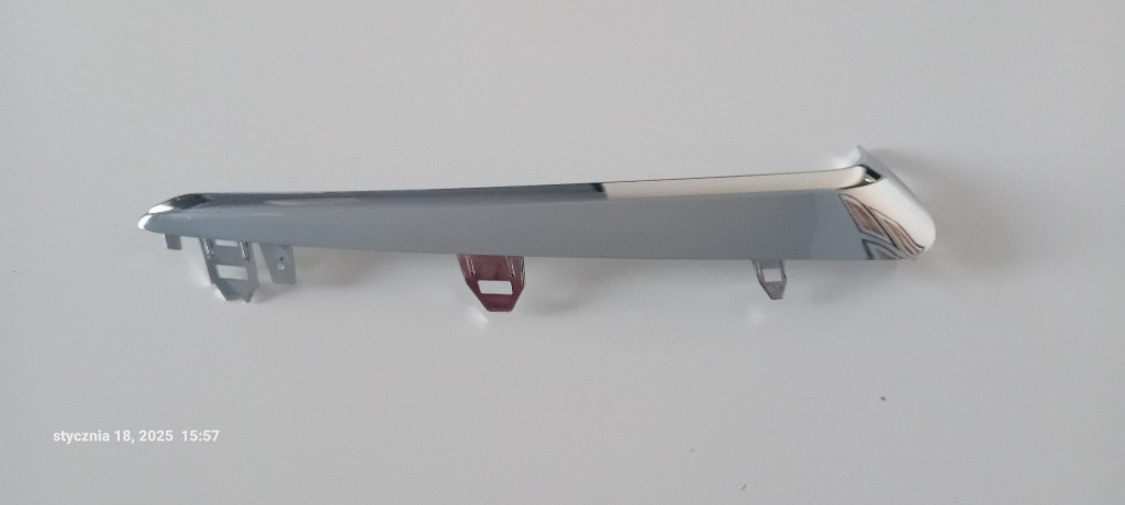 НОВА НАКЛАДКА ХРОМОВАНА YARIS 3 52125-0D090 