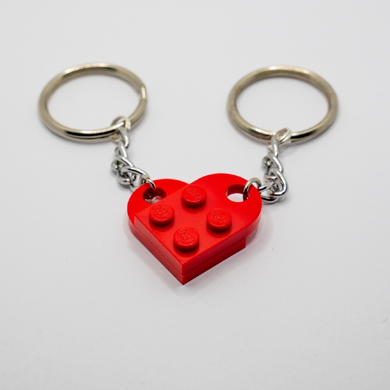 Zdjęcie oferty: Breloki Lego serce dla pary, przyjaciół, czerwone 