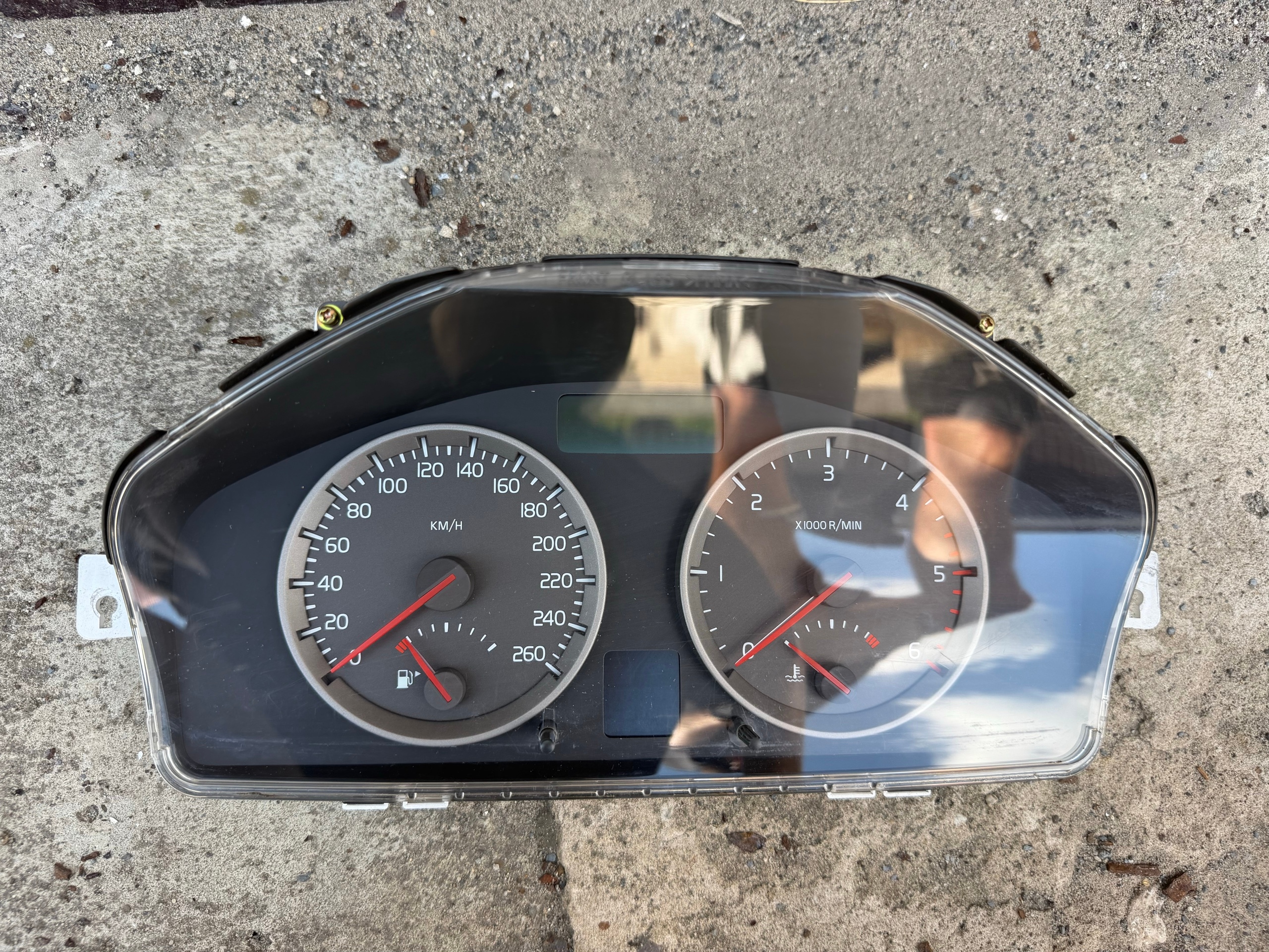 ПРИБОРНА ПАНЕЛЬ ПАНЕЛЬ ПРИЛАДІВ EU VOLVO V50 S40 30710071 