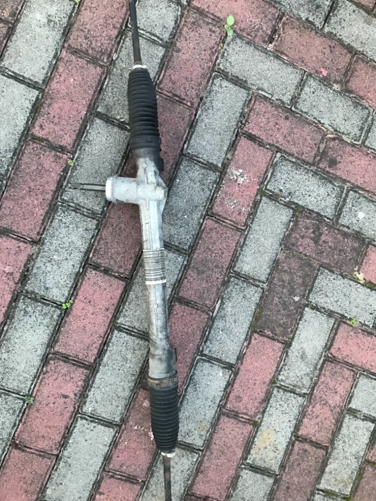 РЕЙКА РУЛЬОВА OPEL CORSA D A0006135 