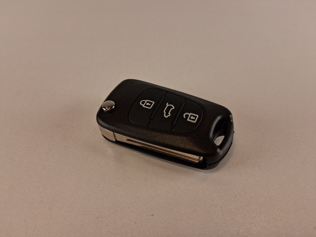 E108 КОРПУС КЛЮЧА АВТОМОБІЛЬНОГО 3-PRZYCISKOWA TOY40 