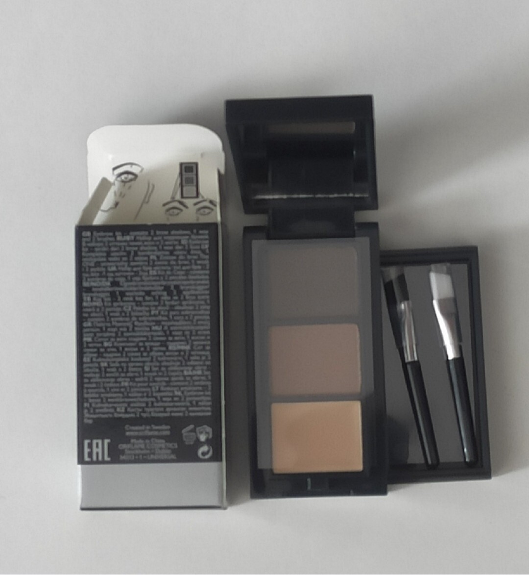 Zestaw do brwi Eyebrow Kit The ONE Oriflame Łaziska Górne Kup teraz