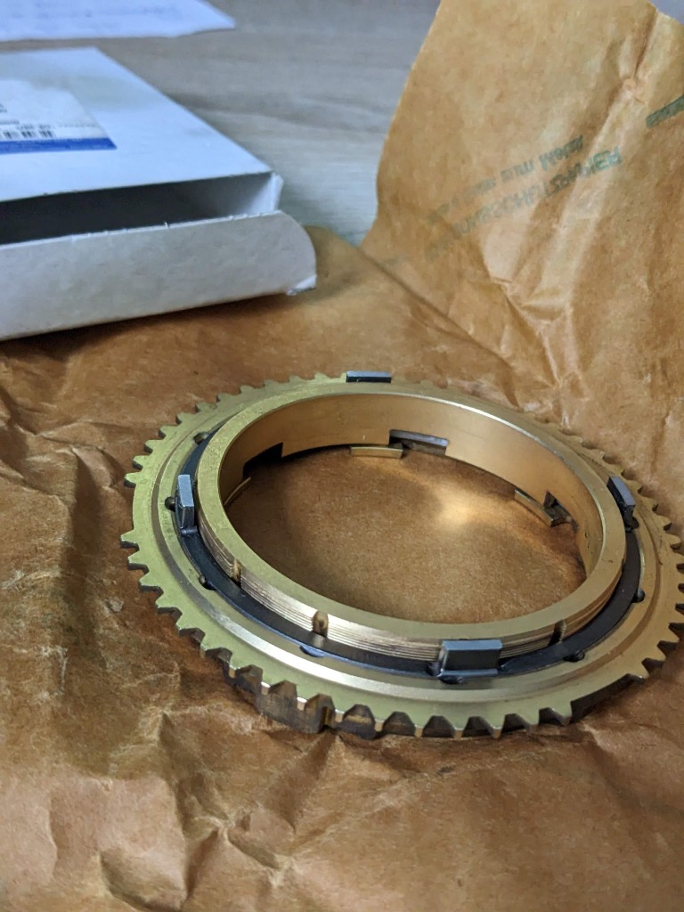 КІЛЬЦЕ СИНХРОНІЗАТОРА - FORD 25136 MMT6 / VMT6 