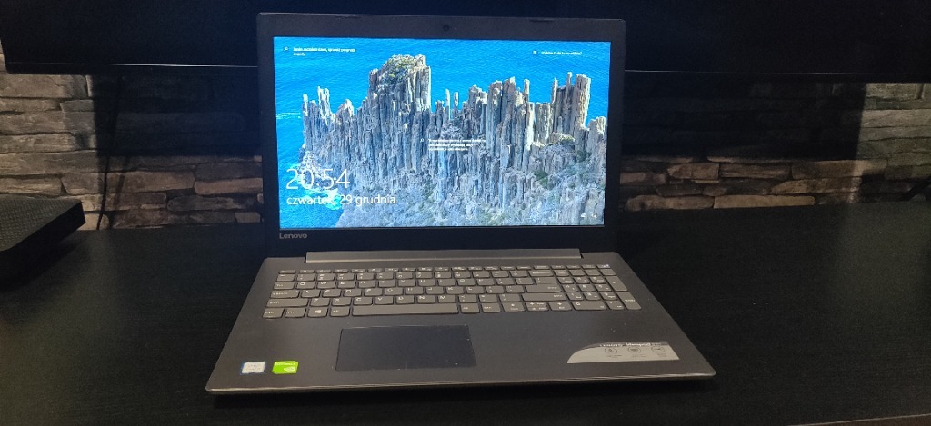 Zdjęcie oferty: Laptop Lenovo ideapad 320-15ikb 