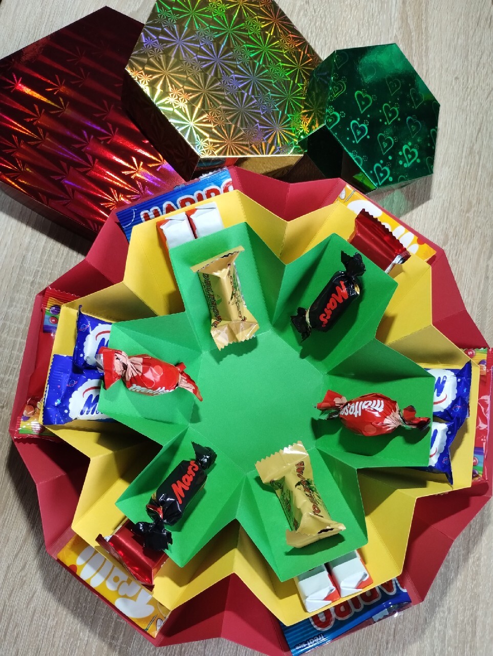 Exploding Box ze słodyczami, Sześcian PREZENT Częstochowa Kup teraz