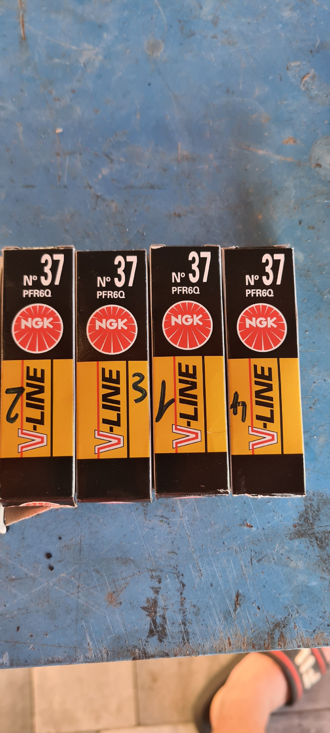 СВІЧКИ ЗАПАЛЕННЯ NGK PRF6Q 5773. КОМПЛЕКТ 4 ШТУКИ 