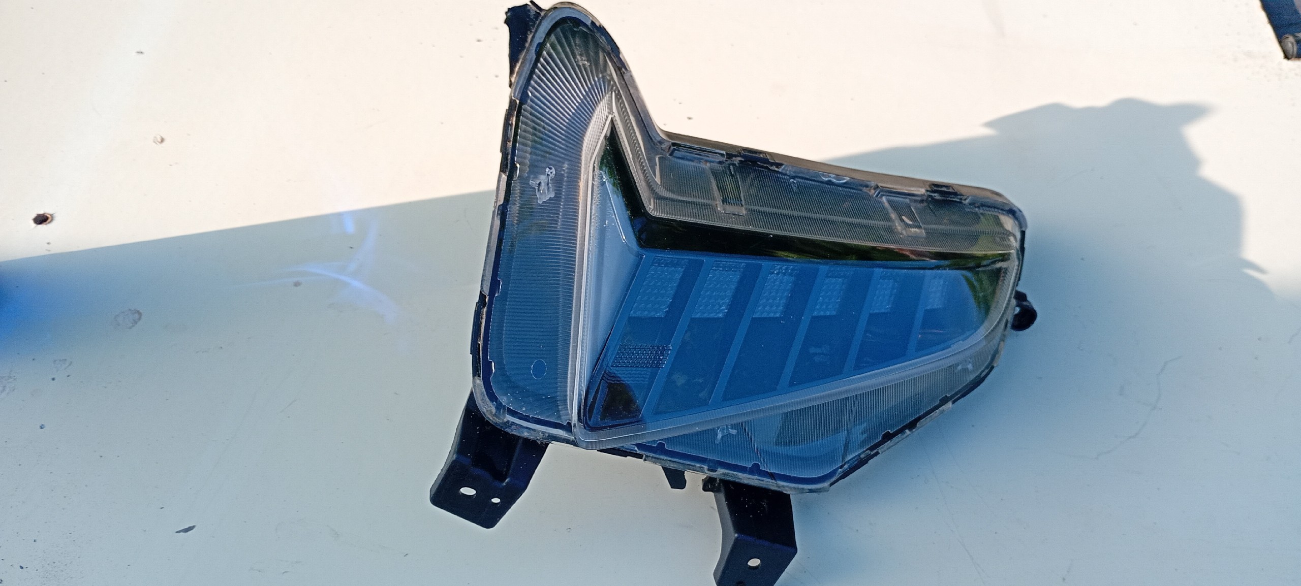 ФАРА ПЕРЕДНЯ ГАЛОГЕН DO ЇЗДИ ДЕННИЙ HYUNDAI I20 РЕСТАЙЛ 92208-Q0450 