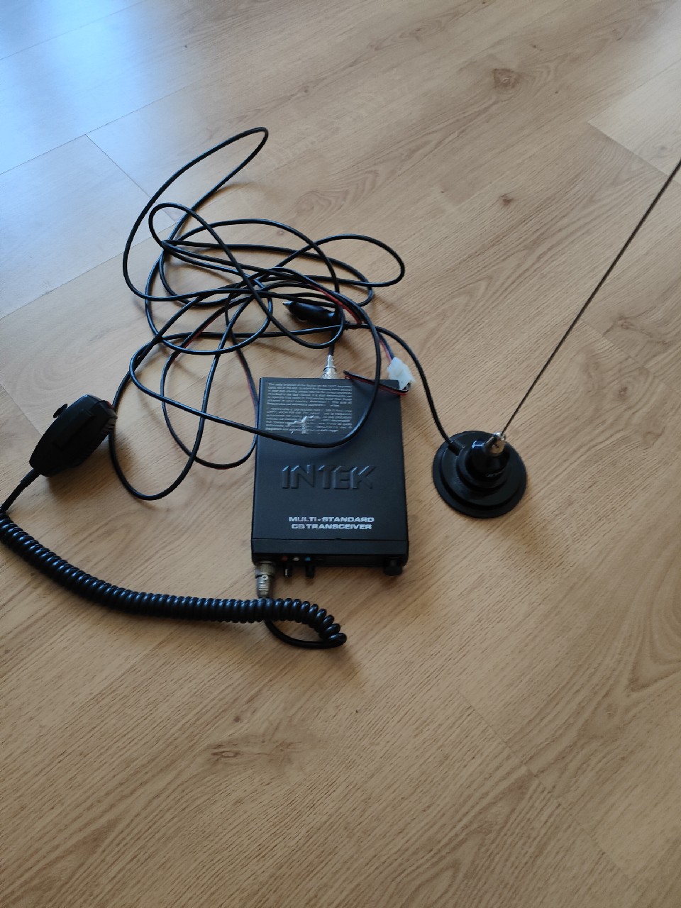 INTEK M-799 ПЛЮС + АНТЕНА HUSTLER IC-100 