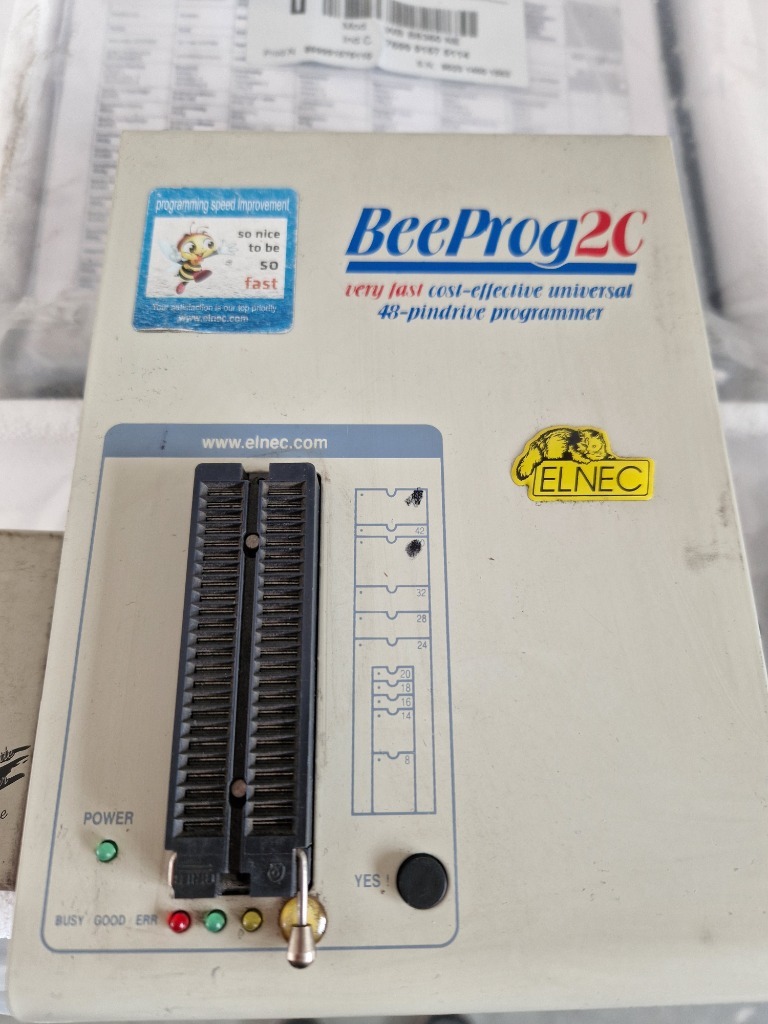 PROGRAMATOR BEEPROG 2C ELNEC PLUS ADAPTERY | OTMUCHÓW | Licytacja na ...