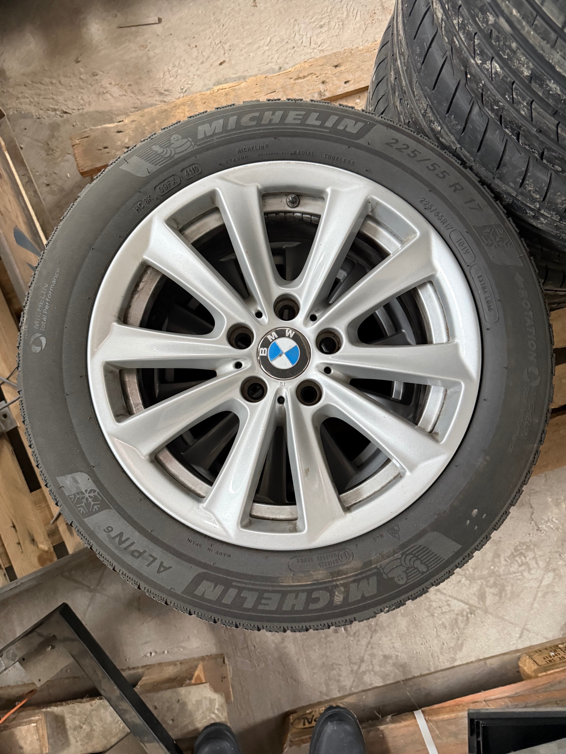 BMW F10/F11 СТИЛЬ 236 17 5X112 ЗИМОВІ MICHELIN ALPIN 6 225/55/17 
