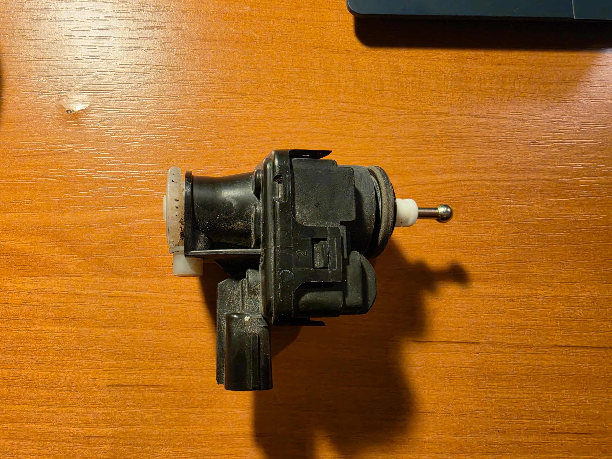 31G56B ДВИГУН МОТОРЧИК РЕГУЛЮВАННЯ ФАРИ ZASIEGU MAZDA 3 BK 