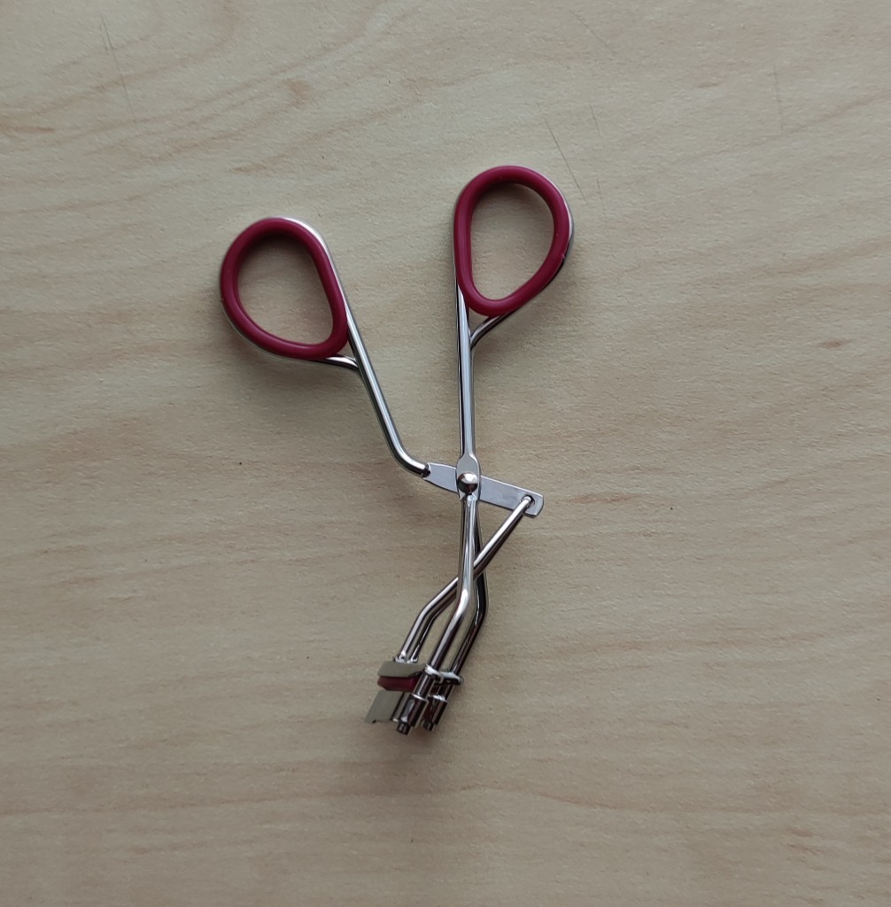 Zalotka do rzęs THE ONE Eyelash Curler Oriflame Katowice Kup teraz na Allegro Lokalnie