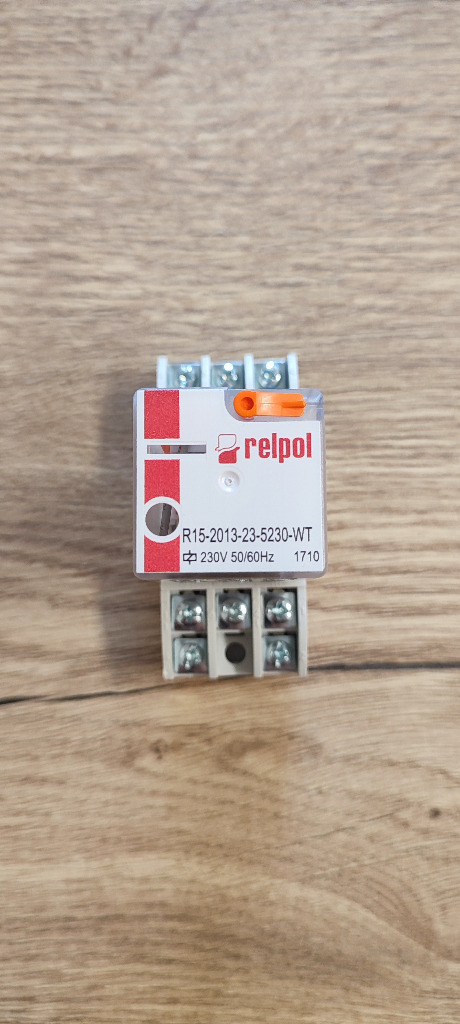 Przekaźnik R15 RELPOL 230V 10A 230V+PODSTAWA NOWY | Luboń | Kup teraz ...