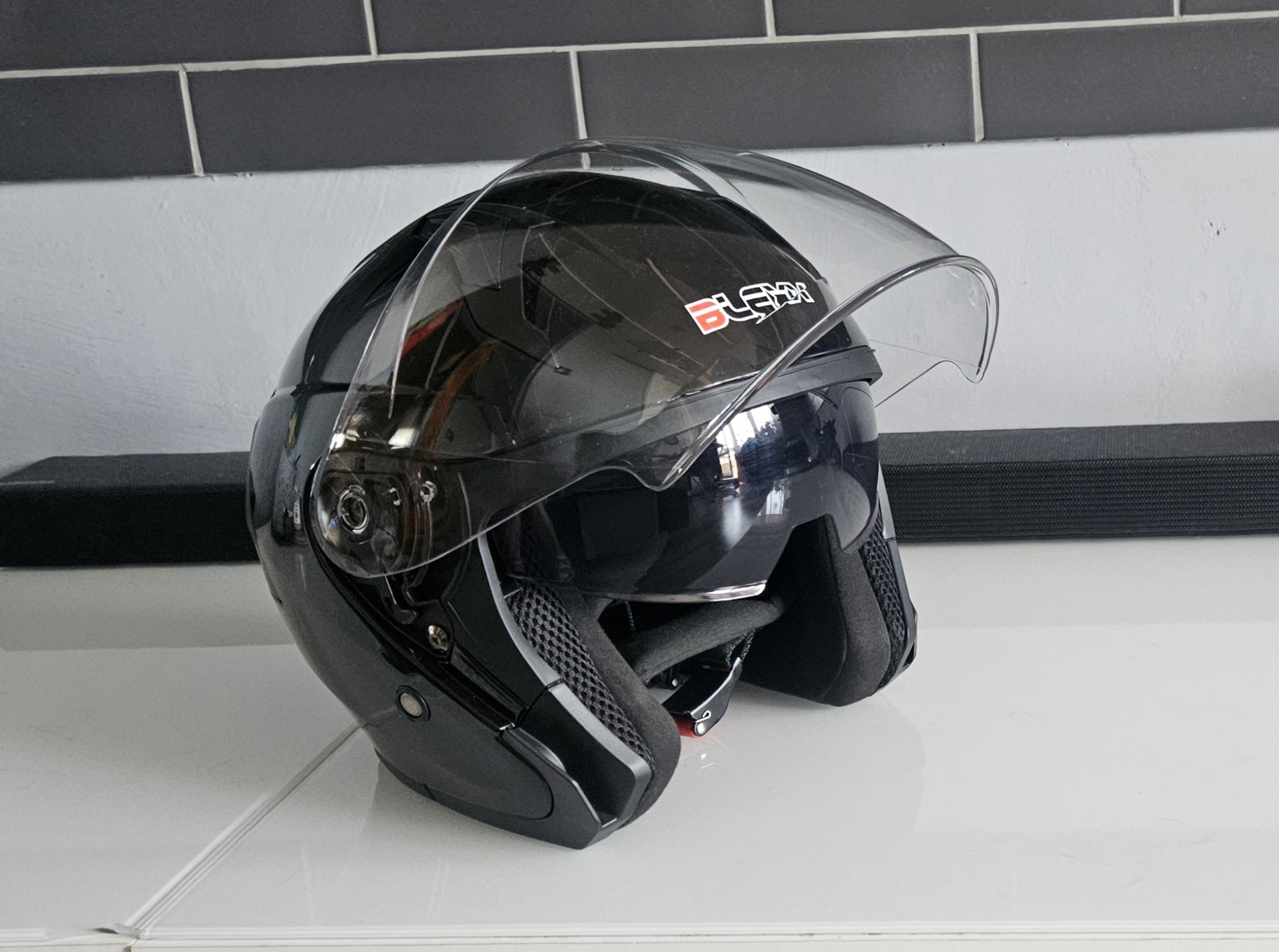 ШОЛОМ BLEXX XXL 63-64 CM, Z НАКЛАДКА I УПРАВЛІННЯ 
