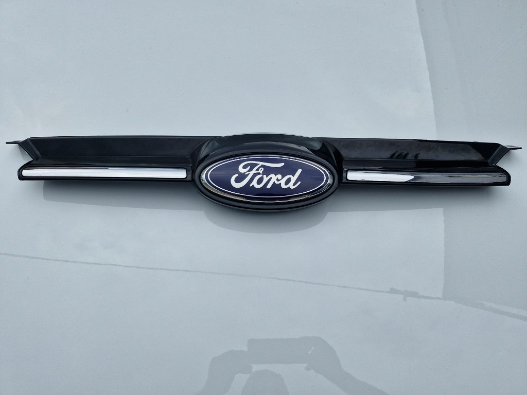 РЕШІТКА РЕШІТКА РАДІАТОРА FORD FOCUS MK3 TITANIUM BM51-8A133-C 