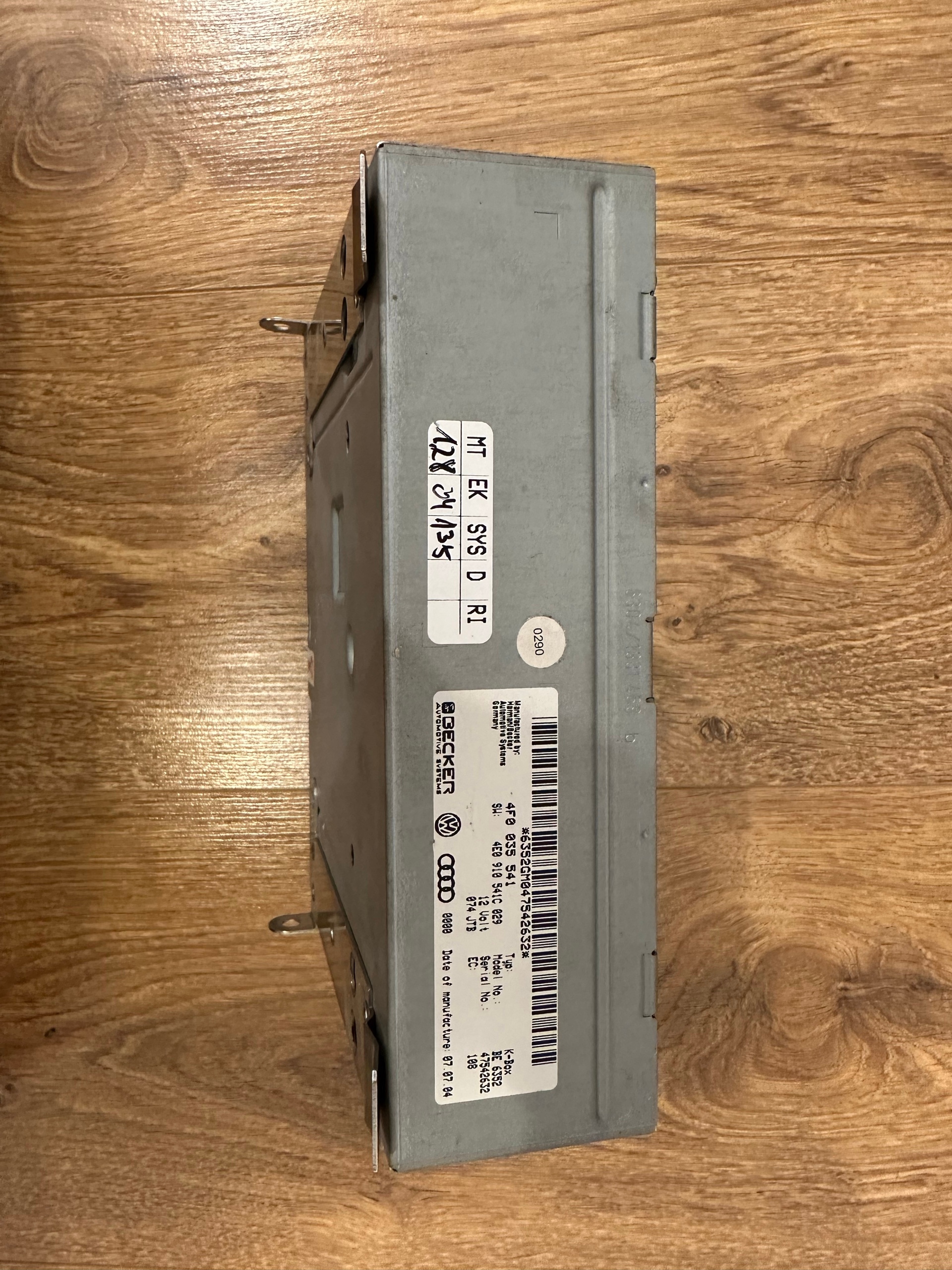 МОДУЛЬ РАДІО AUDI A6 C6 4F0035541 