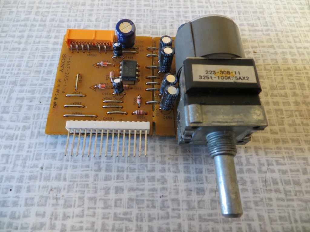 Potencjometr z silnikiem 2x100K, + płytka, używany | Koszalin | Kup ...