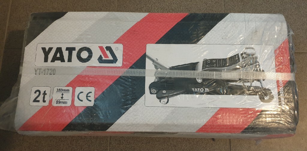 Cric Idraulico Yato 2 Tonnellate - Basso Profilo Per Auto E Furgoni