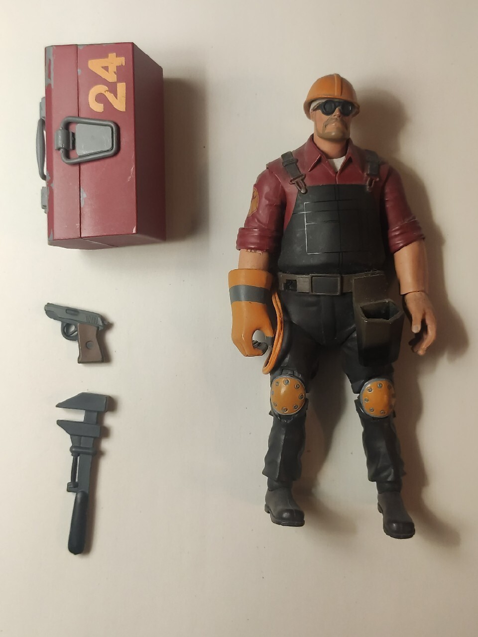 Figurka inżynier z gry Team Fortress 2 | Warszawa | Licytacja na ...
