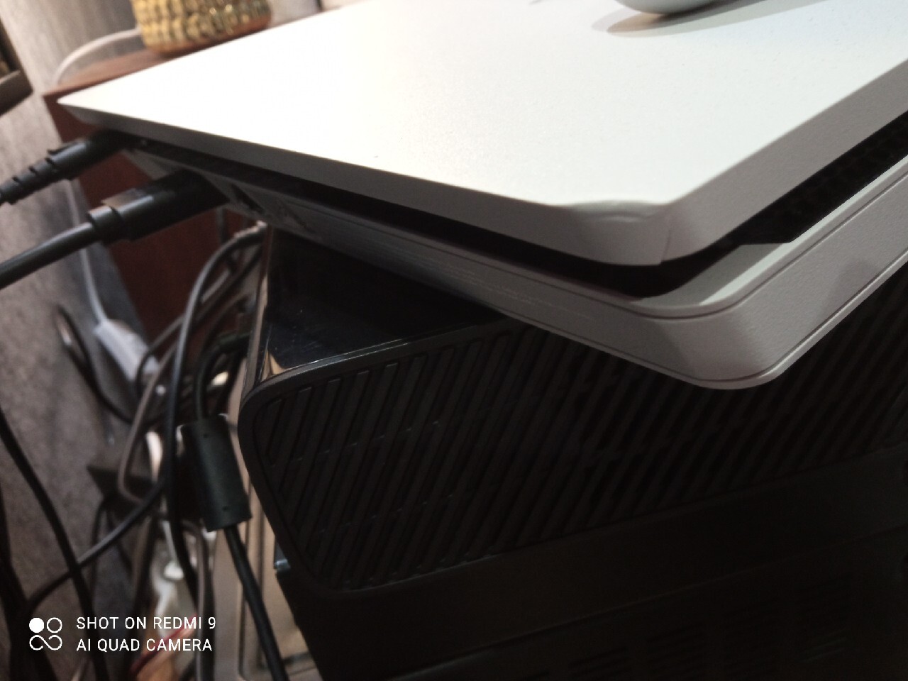 playstation 4 slim white