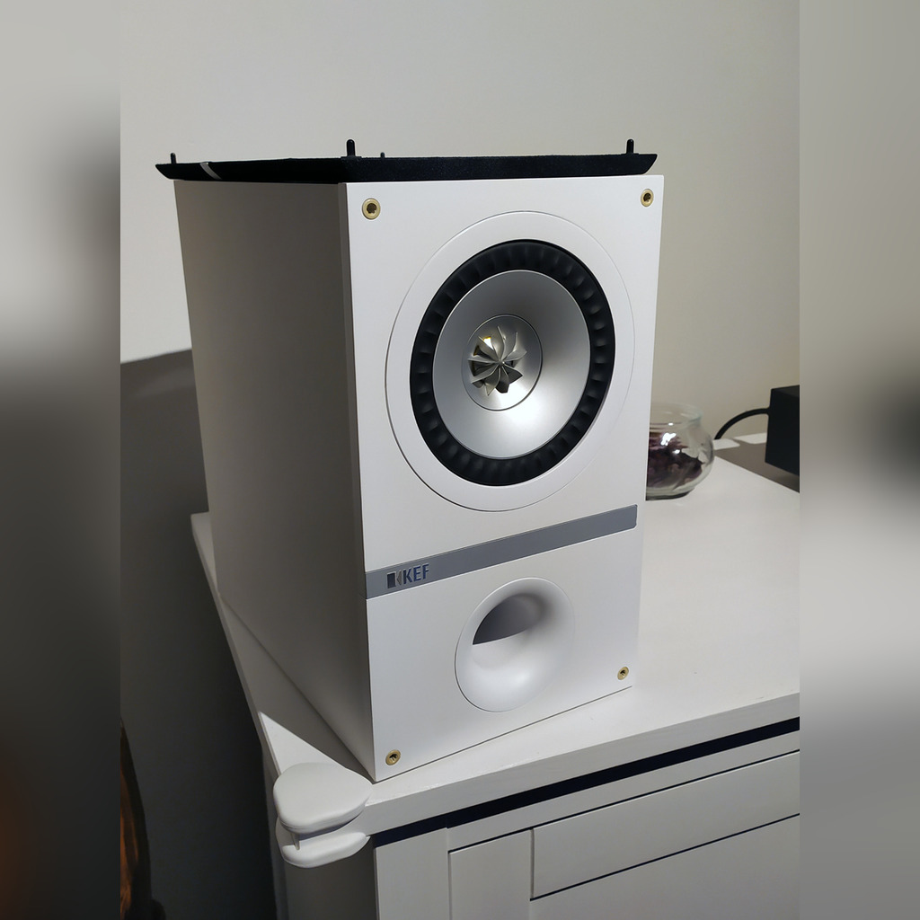 Kef q100 cheap white