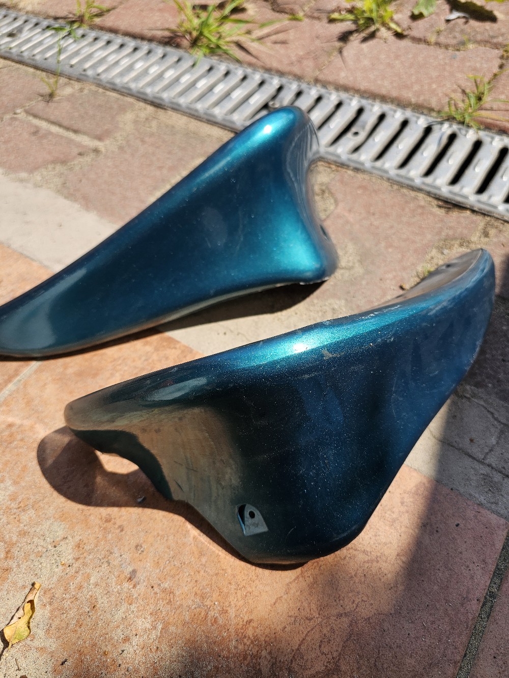 БОЛОТНИКИ ПІДКРИЛЬНИКИ MAZDA MX3 