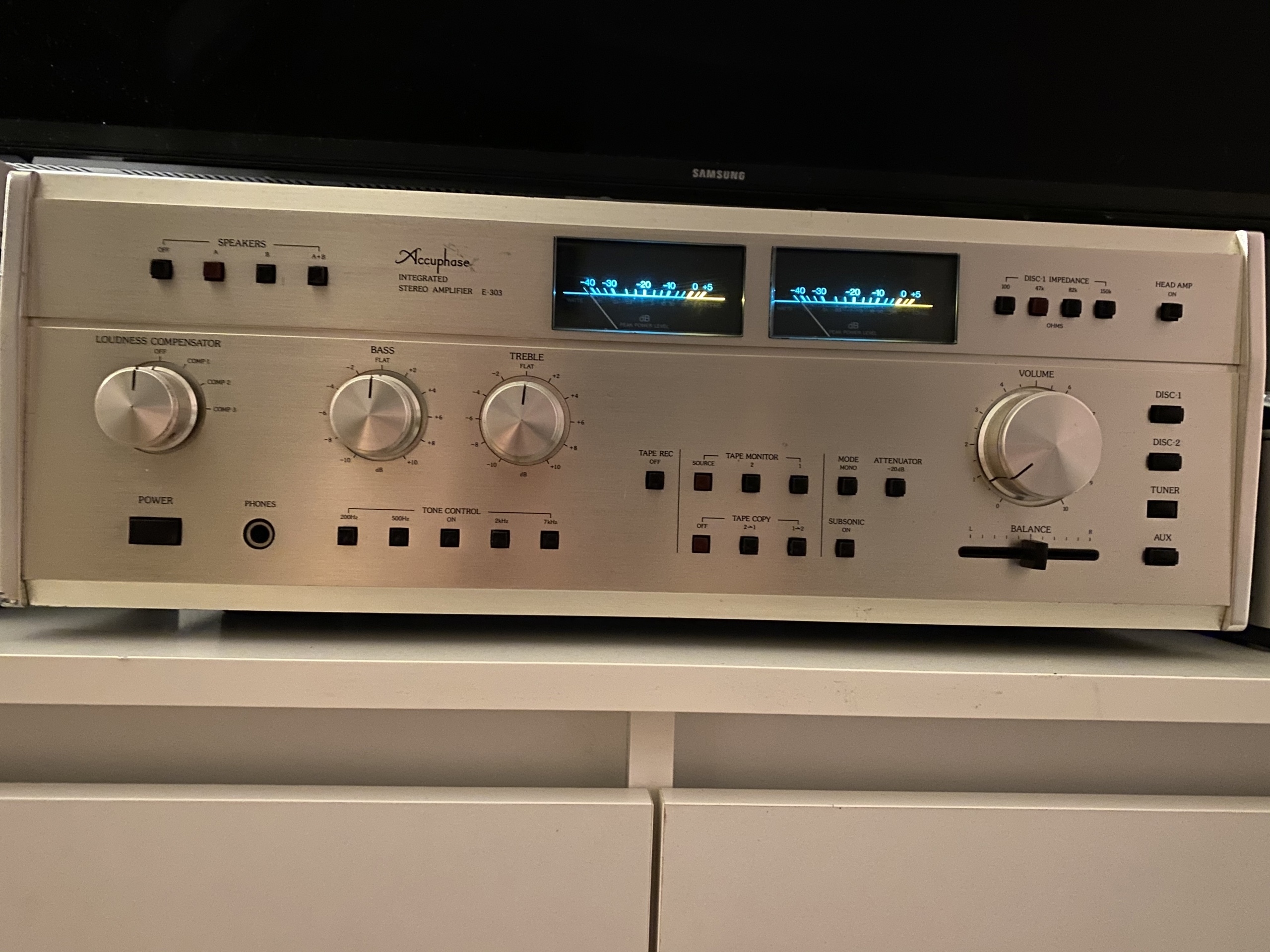 メール便可/取り寄せ Accuphase アキュフェーズ E-303 アンプ ジャンク