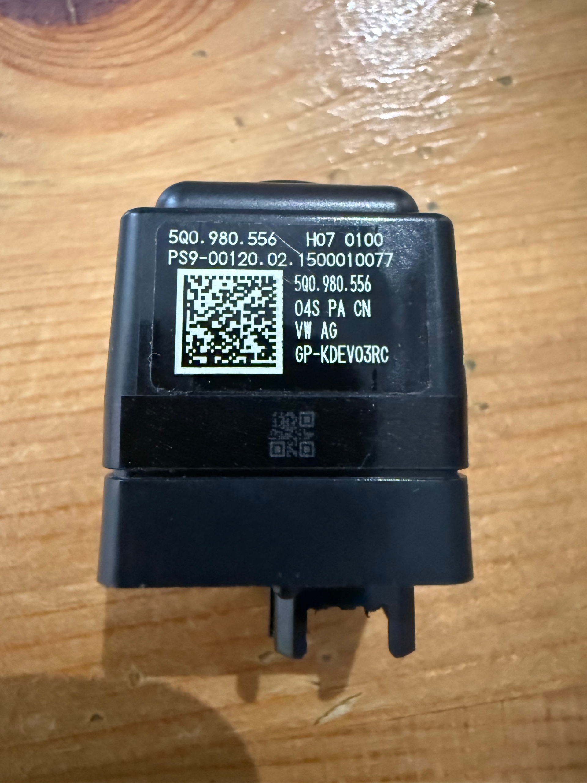 КАМЕРА ЗАДНЬОГО ХОДУ 5Q0980556 VW, SKODA, AUDI 