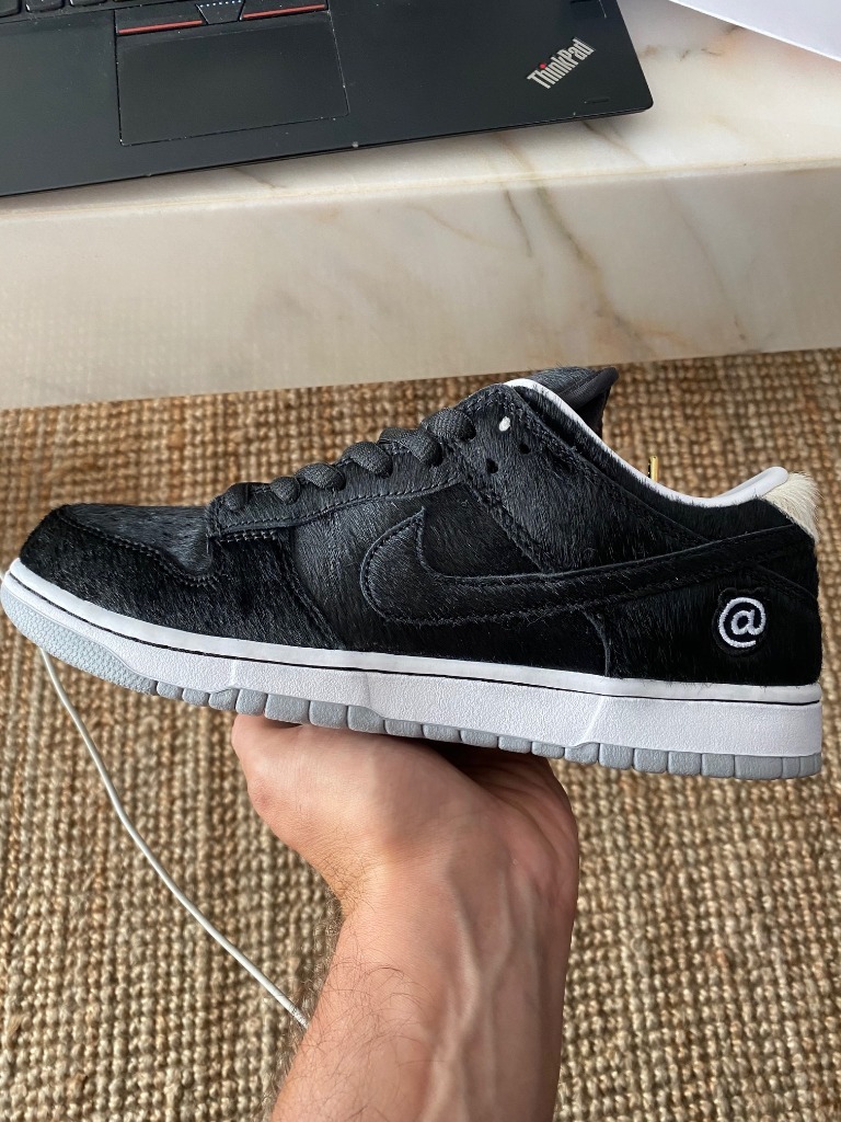 nike sb dunk low medicom