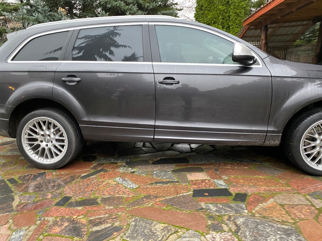 Audi Q7 progi lift kolor LZ7L 6 elementów komplet | Suwałki ...