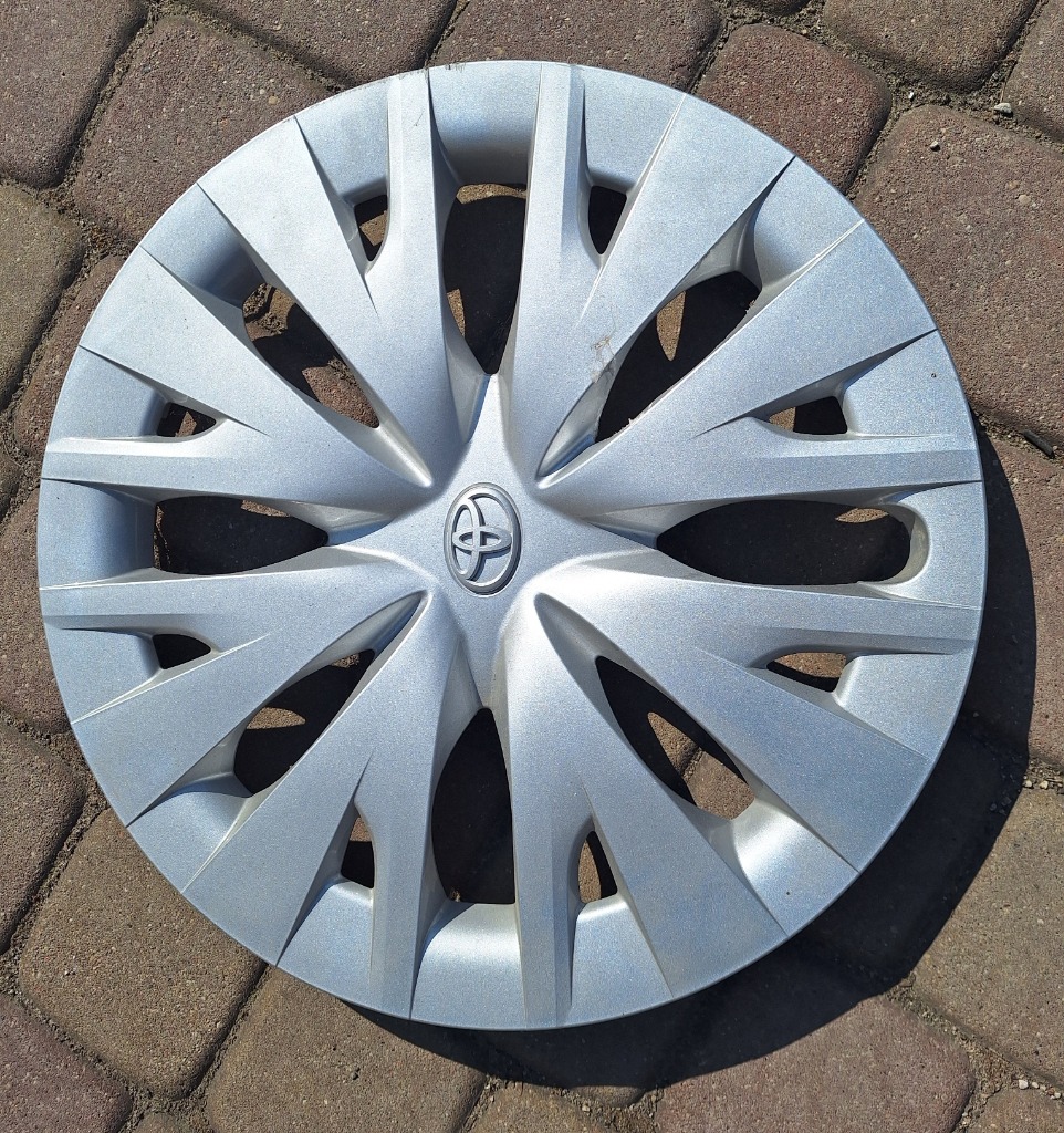 КОВПАК TOYOTA YARIS 15 ДЮЙМИ 42602-K0030 