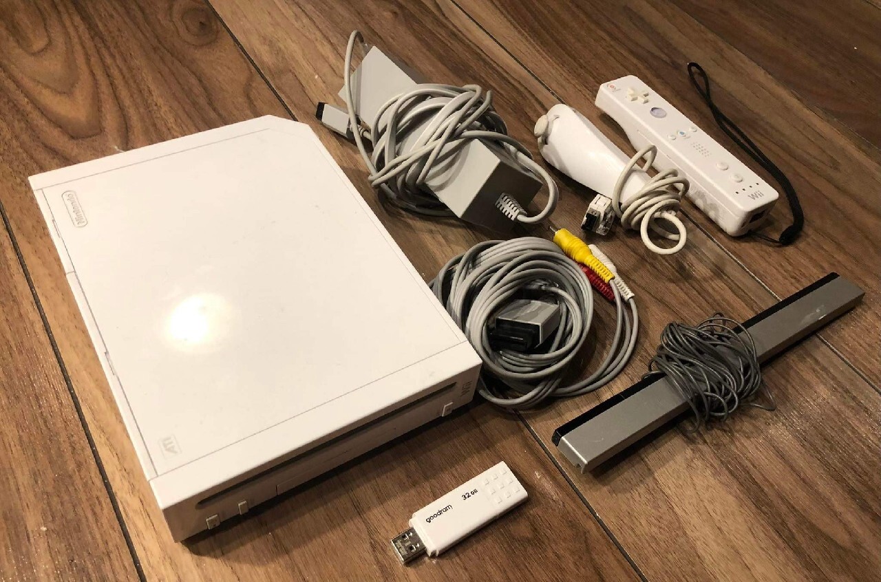 Zestaw Nintendo Wii softmod, emu SNES NES GameCube Rataje Licytacja
