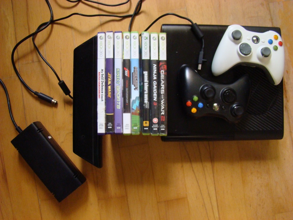 XBOX 360 E CONSOLE 60 GB MODEL 1538 + KINECT Hajnówka Kup teraz na