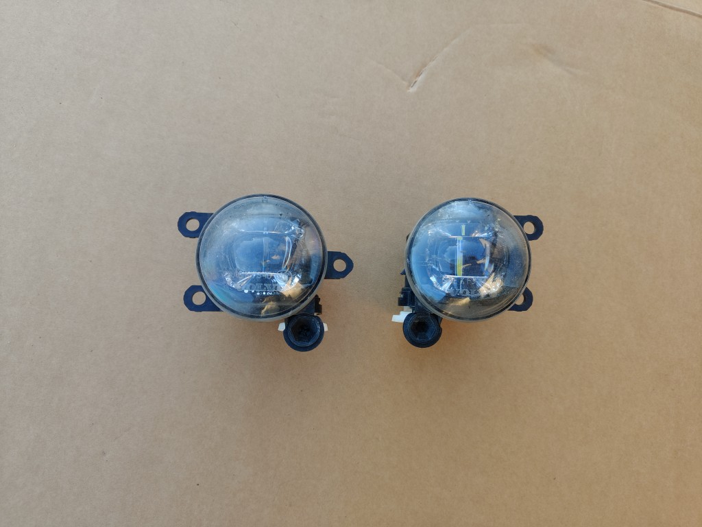 ГАЛОГЕНИ ЛІВИЙ ПРАВИЙ LED (СВІТЛОДІОД) VOLVO S60 31677939 31677940 