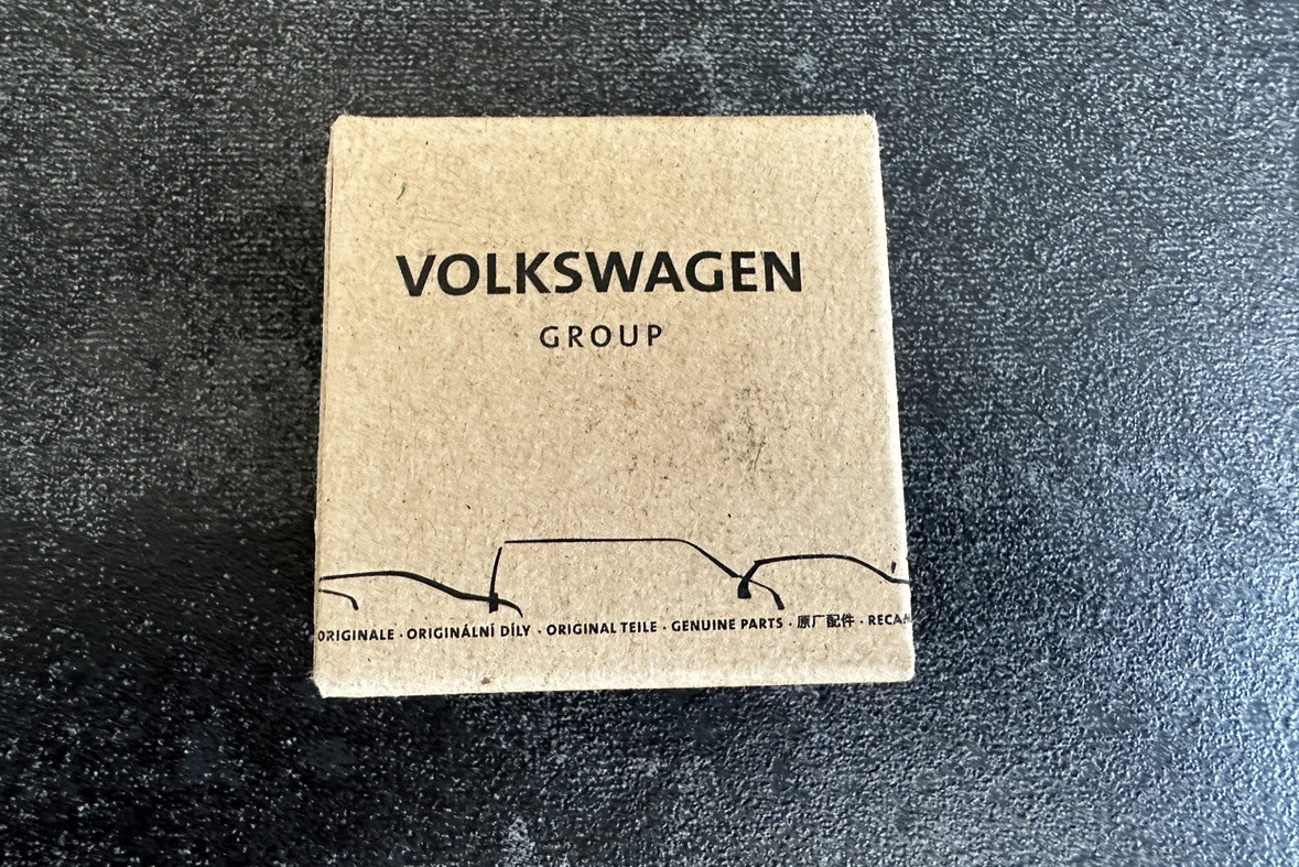 ZAWÓR DO ZAWIESZENIA VW TOUAREG AUDI Q7 7L0616814B | Kozy | Kup teraz ...