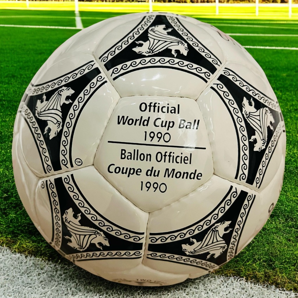 Adidas Etrusco Unico 1990 FIFA World Cup Official Match Ball