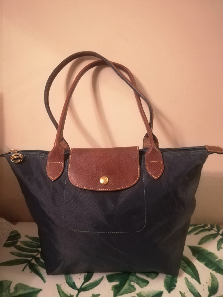 Longchamp le pliage store shopping modele depose