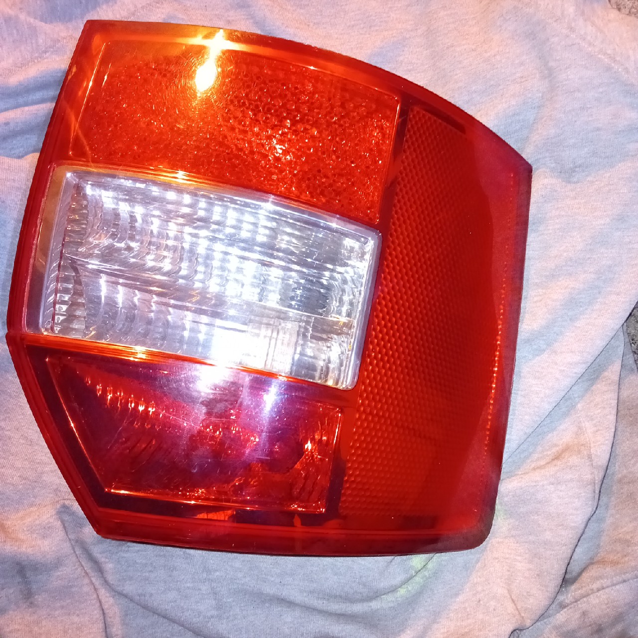 ФАРА ПРАВА ЗАД AUDI A4 B6 2002 AVANT 283701 