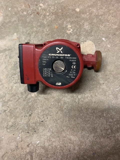 Pompa grundfos typ UPS 25-30 | Warszawa | Kup teraz na Allegro Lokalnie