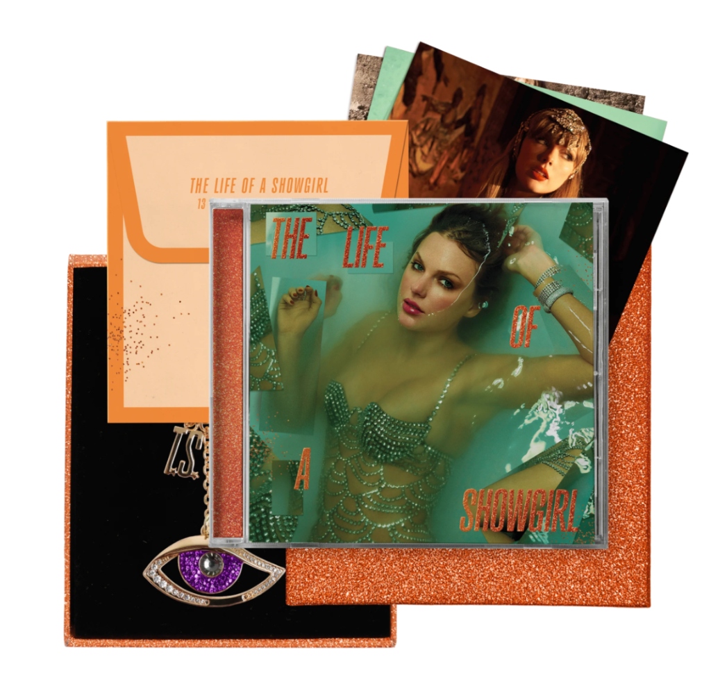 The Life of a Showgirl US 限定 Deluxe CD The Life of a Showgirl US 限定 Deluxe CD - メルカリ