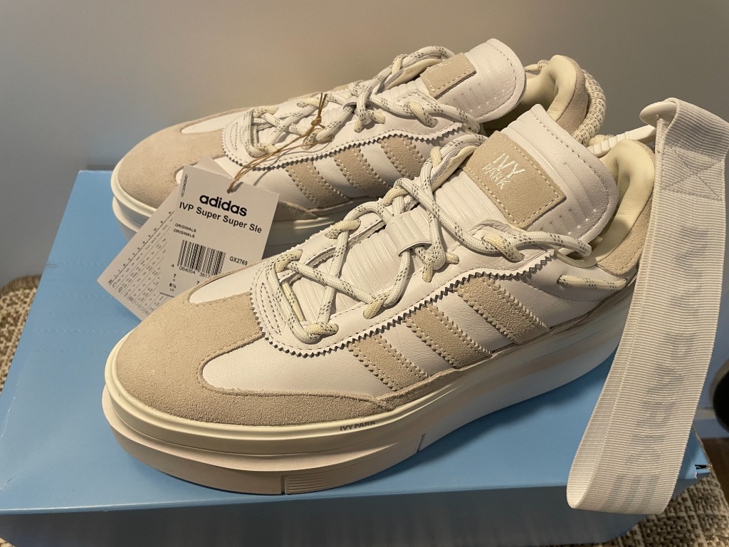 Ivy Park Super Sleek 72