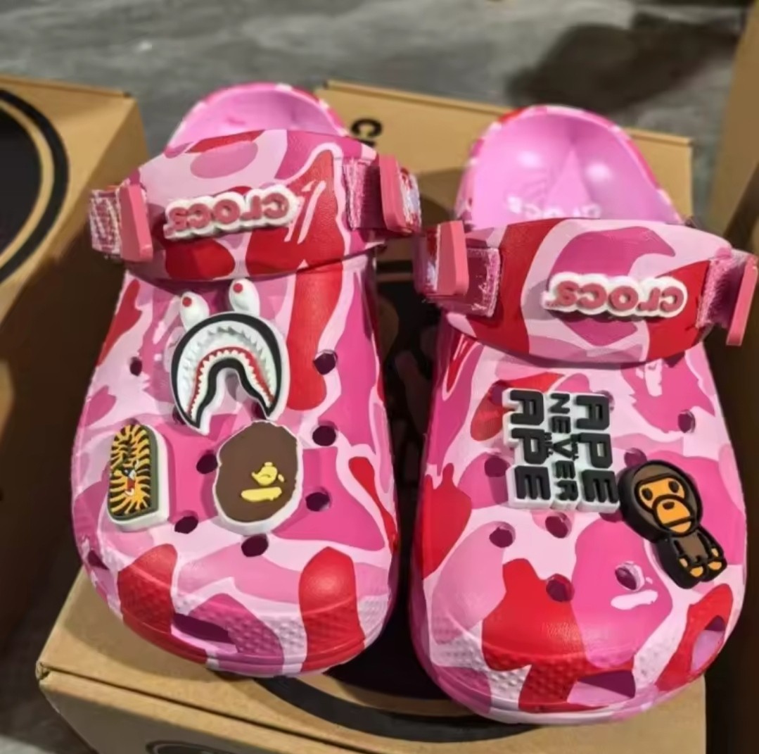 靴 A BATHING APE BAPE Crocs Clog Pink 26cm A BATHING APE｜BAPE X CROCS - CLOG | Rakuten Fashion(楽天