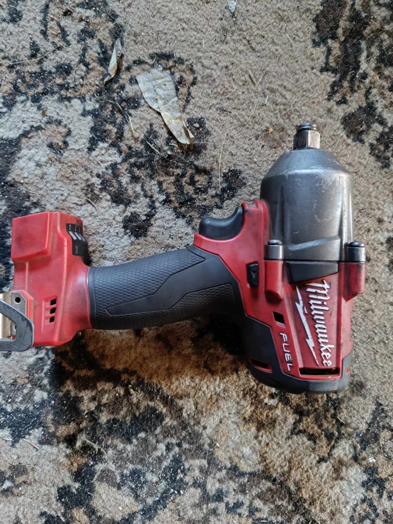 Milwaukee 610nm sale