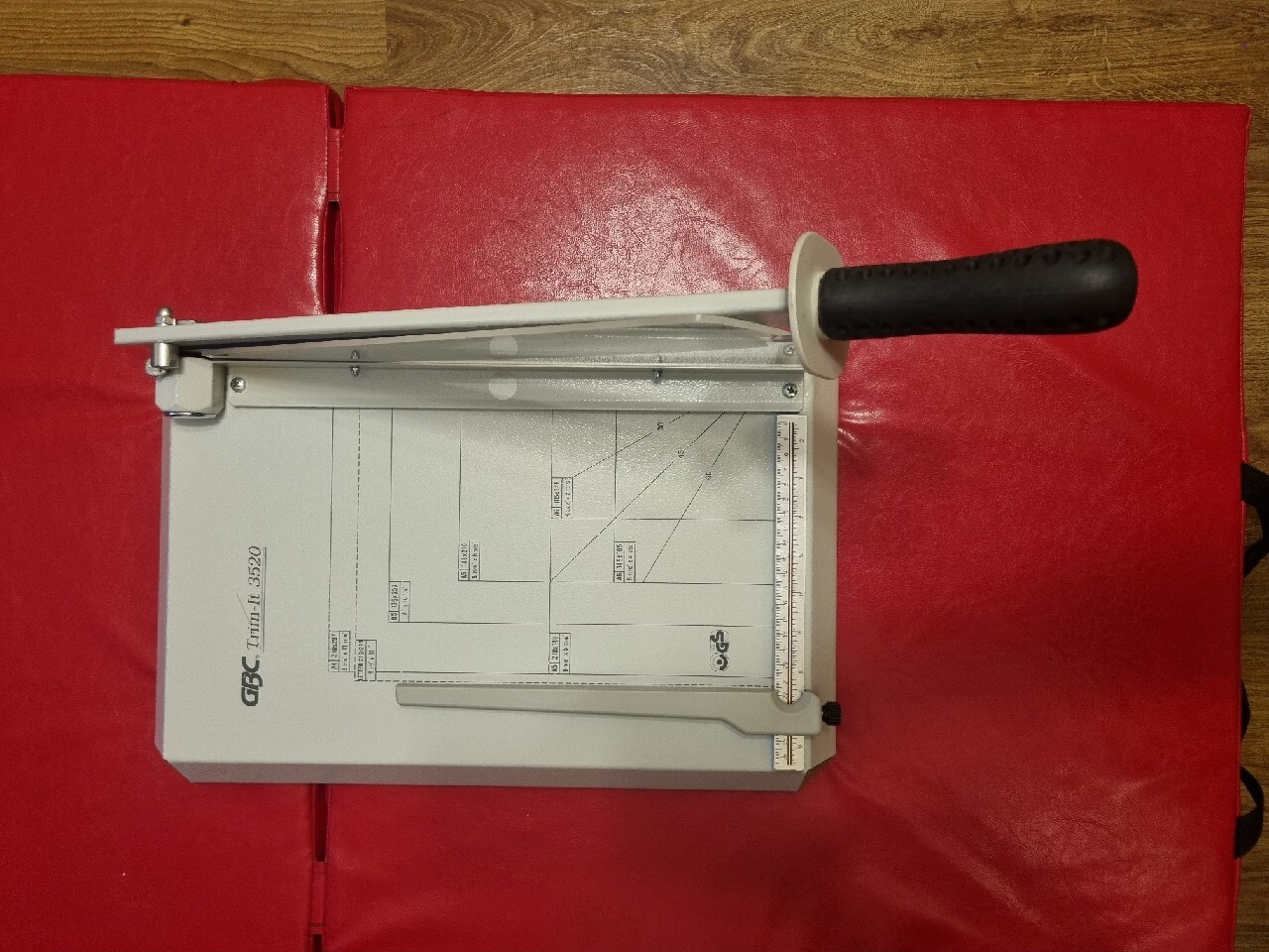 Gilotyna GBC Trim IT3520 profesjonalna. Stan bdb Włocławek Kup